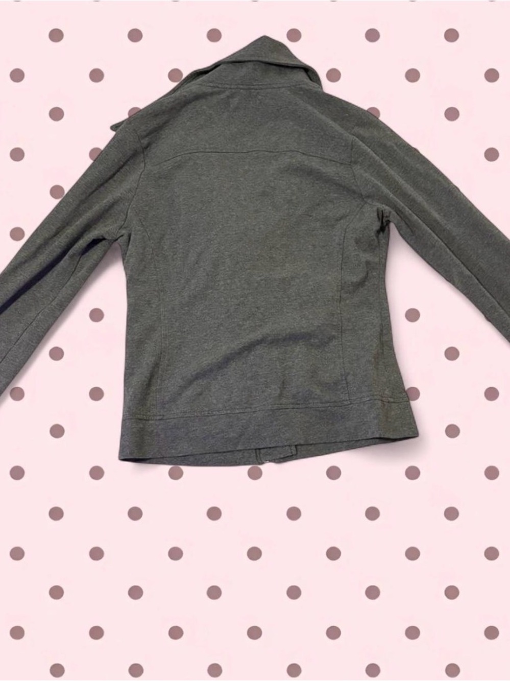 2000s Y2K GUESS grey jacket with zip-up and pockets - Picture 5 of 5